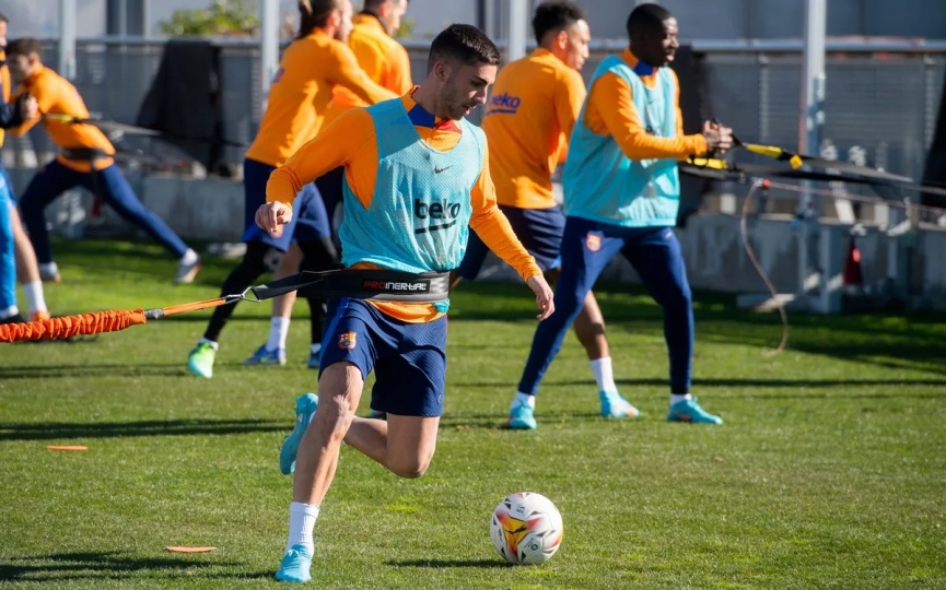 13 cầu thủ Barca 'chống đối' Xavi trước thềm đại chiến Man Utd 251322