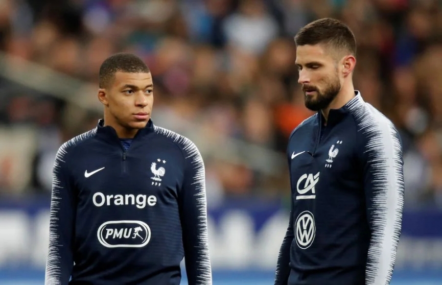 Mbappe lại gây tranh cãi tại PSG với thông điệp ẩn ý 199937