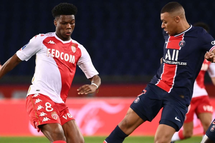 Chuyển nhượng sáng 22/5: Mbappe ở lại PSG, hàng loạt cái tên phải ra đi ? 140002
