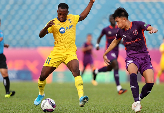 Trực tiếp SLNA vs Bình Dương, 18h00 hôm nay 3/11 213075