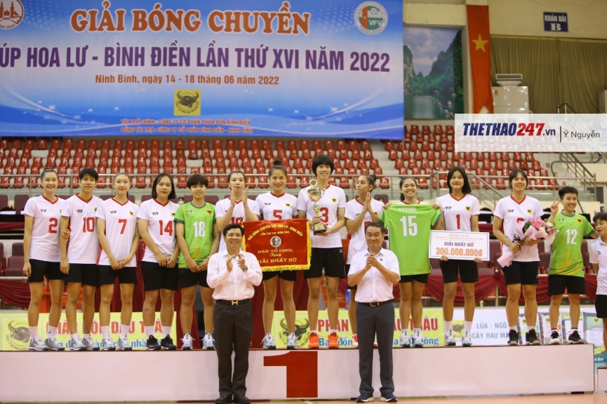 Trở về từ Nhật Bản, sao bóng chuyền Thanh Thúy tạo thành tích khủng 169886
