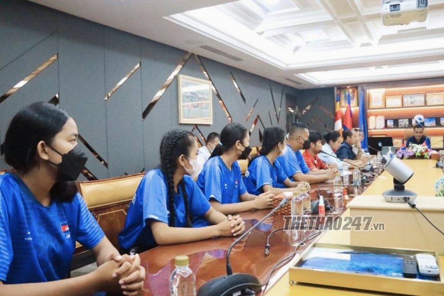 เปิดเผยความลึกลับของวอลเลย์บอลหญิงกัมพูชา: เดินทางไปประเทศจีนเพื่อฝึกอบรมอย่างเป็นทางการ 186462