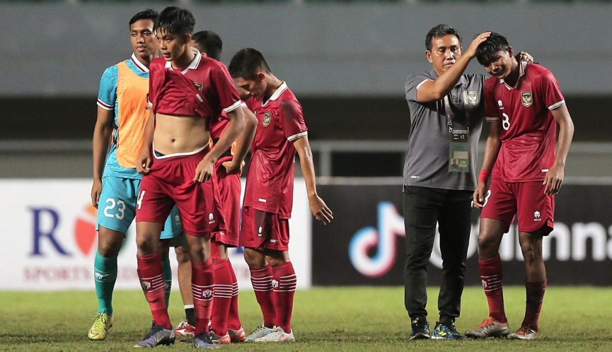 AFC báo tin sốc, Indonesia vẫn 'có cửa' dự giải châu Á dù xếp dưới cả Lào? 200612
