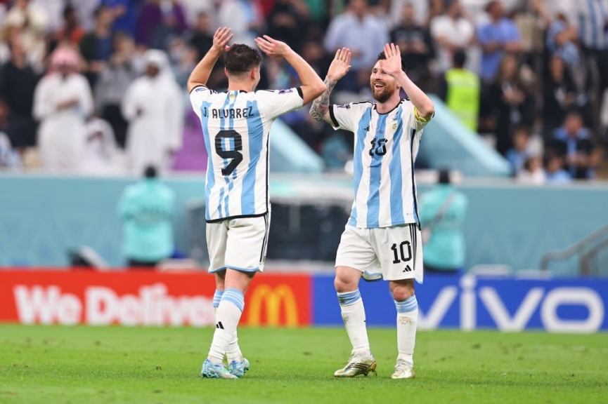 Messi ghi bàn và kiến tạo đưa Argentina vào chung kết World Cup 2022