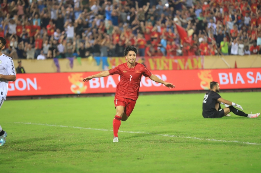 Trực tiếp Việt Nam 1-0 Palestine: Công Phượng nổ súng! 325364Trực tiếp Việt Nam 1-0 Palestine: Công Phượng nổ súng! 325364