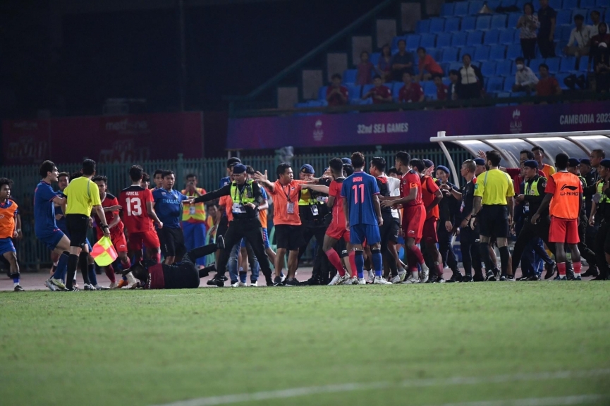 CĐV ĐNA phản ứng bất ngờ về trận chung kết giữa U22 Thái Lan gặp Indonesia 280949