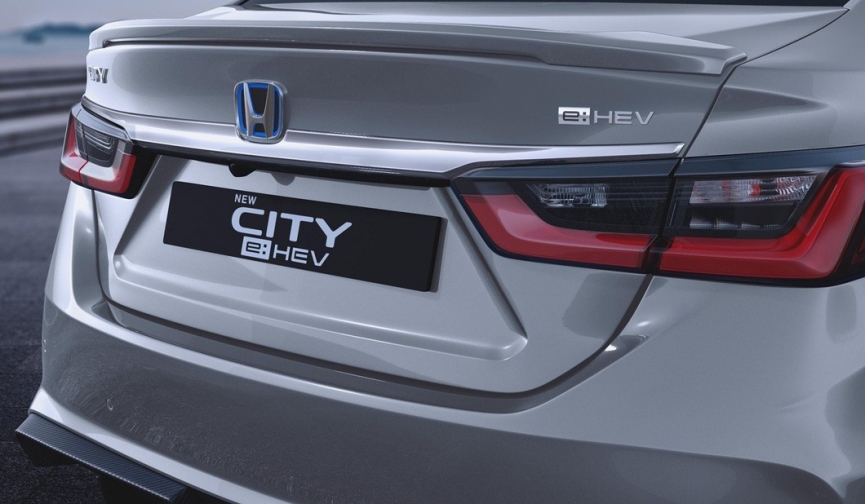 honda-city-hybrid2-16778086560671312756082-1677833486.jpg