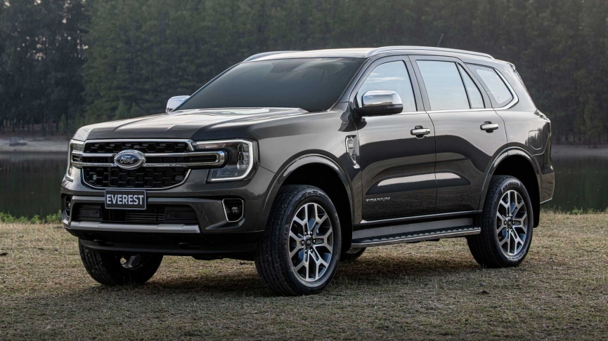 santafe-fortuner-va-loat-suv-7-cho-dang-giam-gia-kich-san-cao-nhat-len-toi-180-trieu-dong-271158