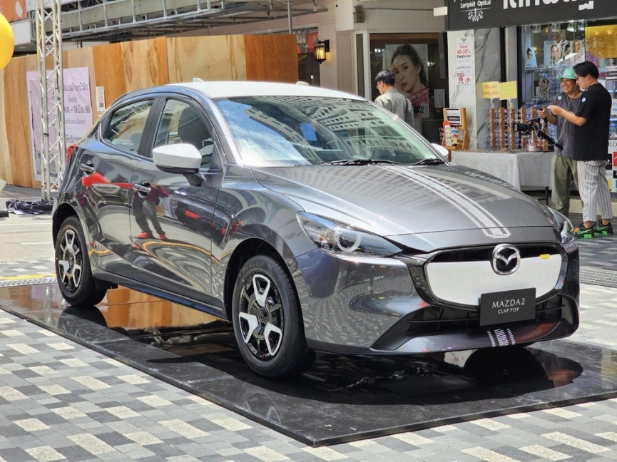 Mazda2 ปี 2023 เปิดตัวในเอเชียตะวันออกเฉียงใต้ ตะลึงกับตัวเลือกดีไซน์เกือบ 100 แบบ ราคาเท่ากับ Kia Morning 294933