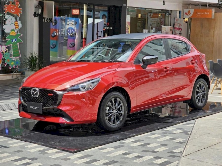Mazda2 2023 lộ diện tại đại lý, ngày ra mắt khách Việt đã cận kề 308403