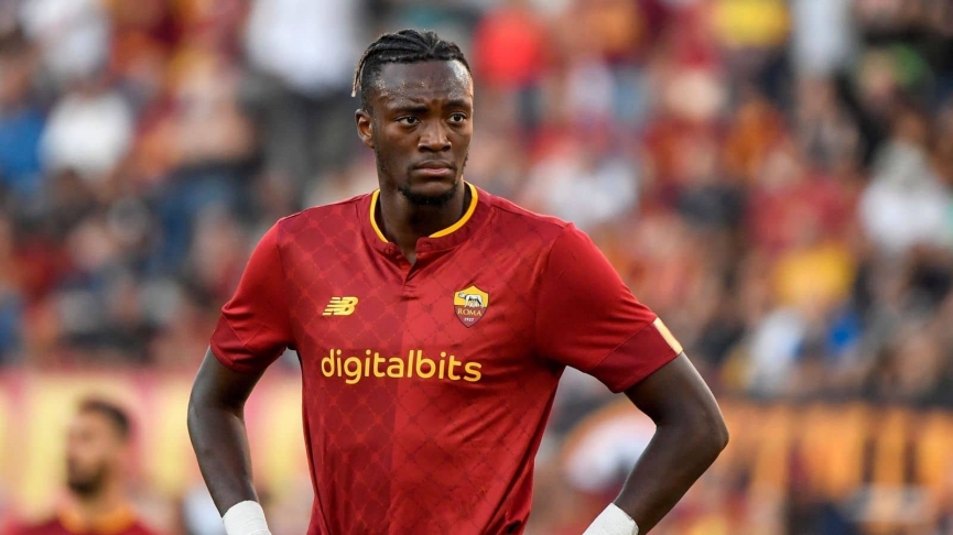 tammy-abraham-roma-1682984729.jpg