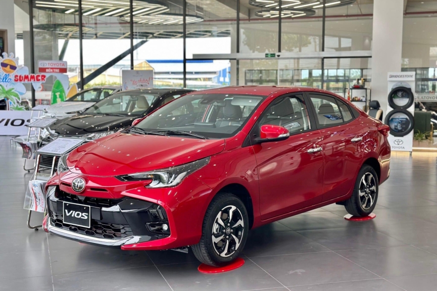 Xả hàng tồn, Toyota Vios bản cũ giảm giá khủng đến 110 triệu đồng 295418