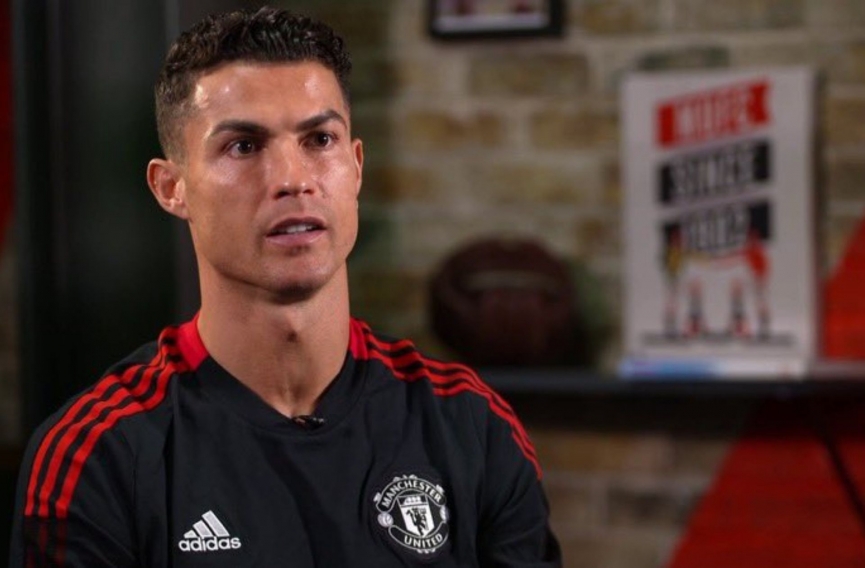 Ronaldo viện cớ 'tâm linh' lý giải việc MU sa sút, fan phản ứng gay gắt? 103805