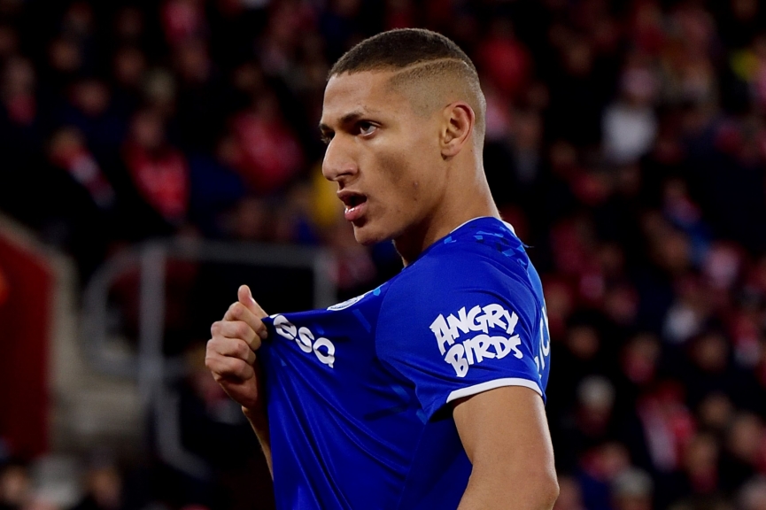 Tạm biệt Ronaldo và Rashford, MU chiêu mộ 'chân phải nguyên tử' người Brazil? 117191