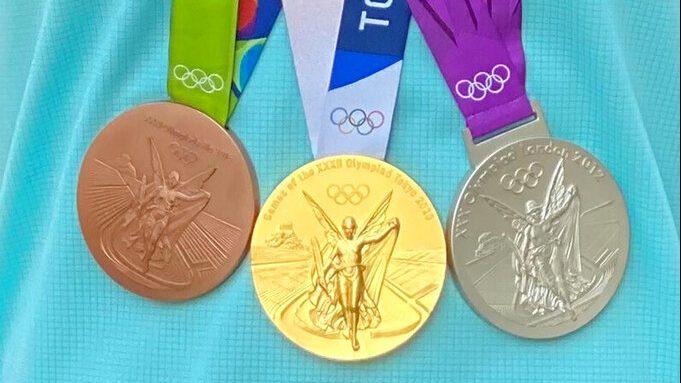 Chấn động: Lại thêm sao bóng chuyền Mỹ bị đánh cắp huy chương Olympic 218314
