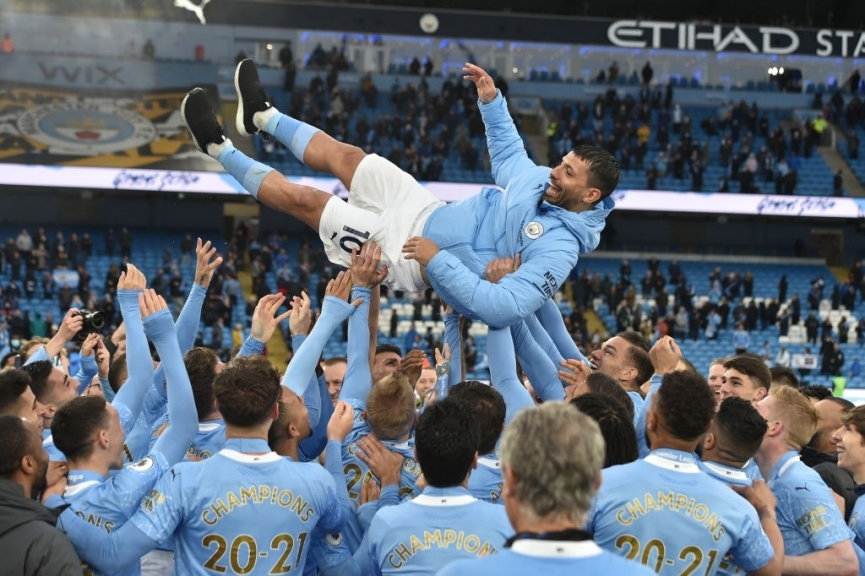 FOTO: Kun Aguero membuat keajaiban dan hari perpisahan yang manis di Etihad 47505