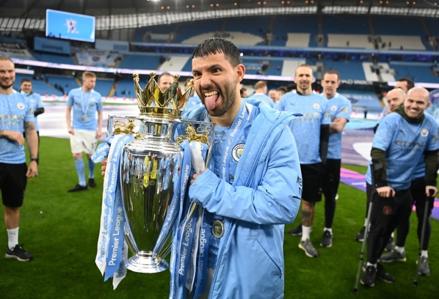 FOTO: Kun Aguero membuat keajaiban dan hari perpisahan yang manis di Etihad 47507