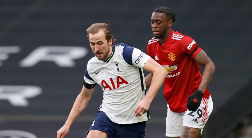Transfer sepak bola, Manchester United, Tottenham, Kane, Man City, Messi, Bale