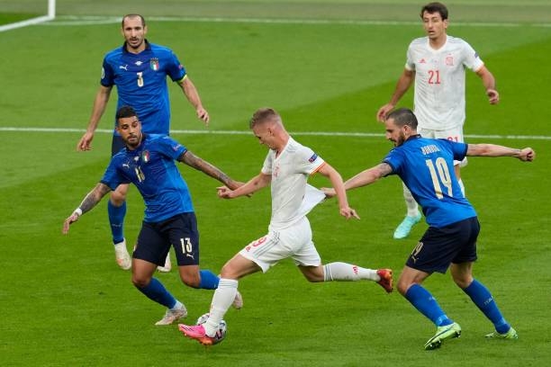 Trực tiếp Ý 0-0 Tây Ban Nha: Giành quyền kiểm soát 60710