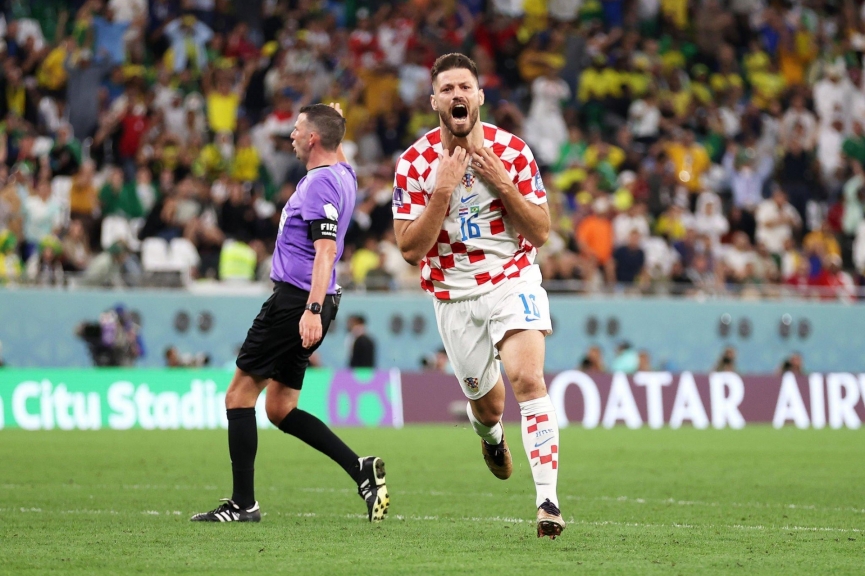 Petkovic là người đã níu lại hi vọng cho Croatia bằng bàn thắng quý như vàng ở phút 116. Ảnh: Internet