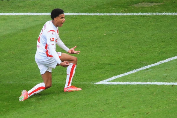 Trực tiếp Koln 2-1 Dortmund: Đôi công mãn nhãn Ảnh 1