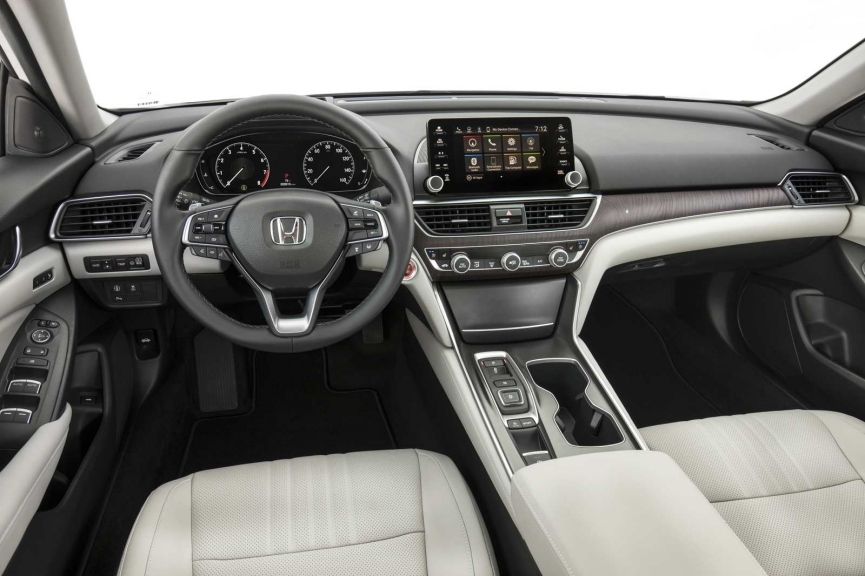 Nội thất xe Honda Accord