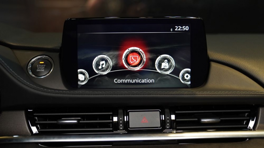 Màn hình cảm ứng Mazda 6 2021