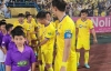 VIDEO: Phan Văn Đức, Quế Ngọc Hải vui đùa cùng những đứa trẻ đại diện