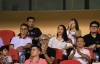 VIDEO: HLV Park và những nhân vật đặc biệt trên khán đài VIP sân Hàng Đẫy