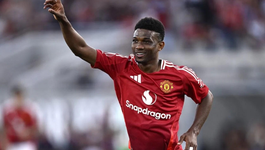 Amad Diallo tỏa sáng, MU hạ đẹp PAOK tại Old Trafford