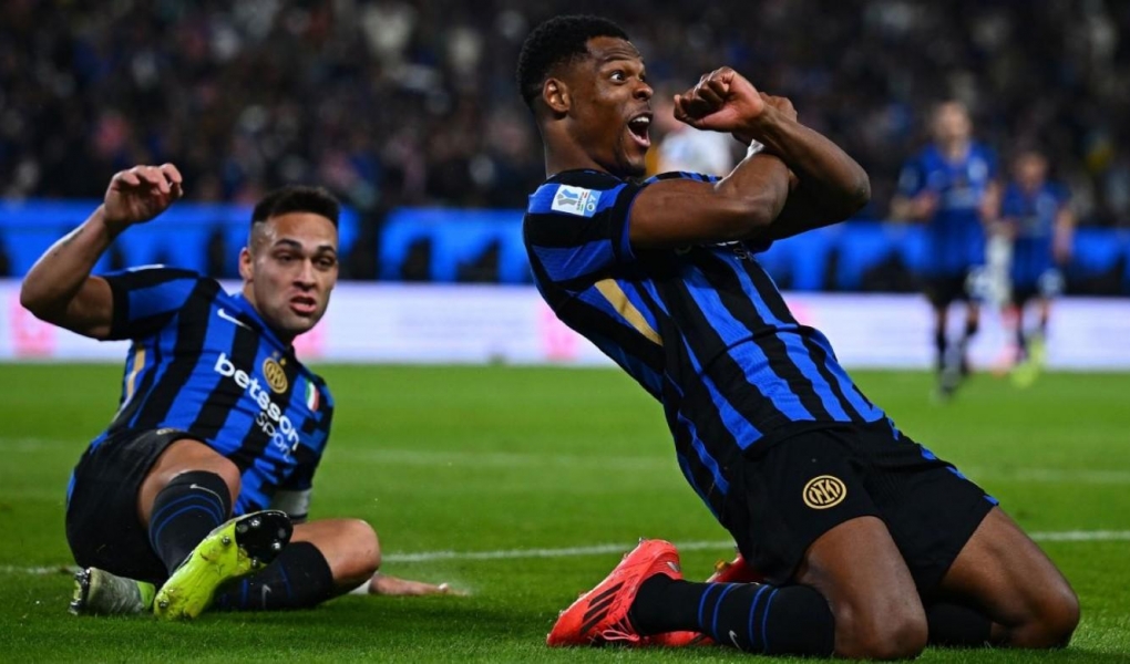 Dumfries lập cú đúp, Inter Milan hạ Atalanta vào chung kết Siêu cúp Italia