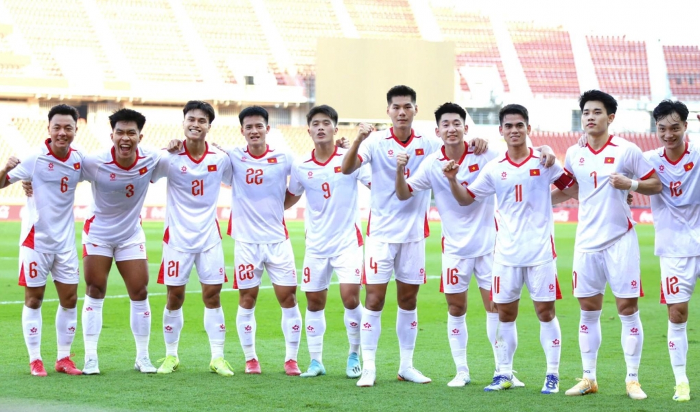 Báo Indonesia: 'Không đời nào Việt Nam chịu cúi đầu bắt tay hoà Malaysia'