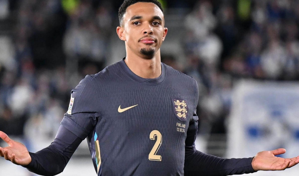 Tuchel cảnh báo Alexander Arnold về vị trí ở ĐT Anh