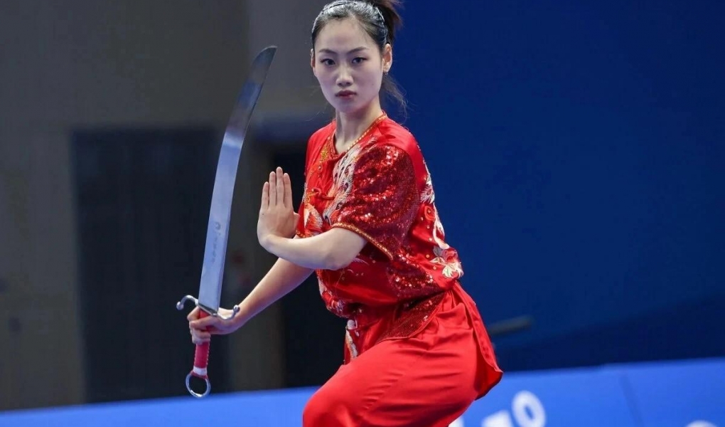 Hot girl wushu suýt bỏ SEA Games, nén đau bùng nổ Thái Lan