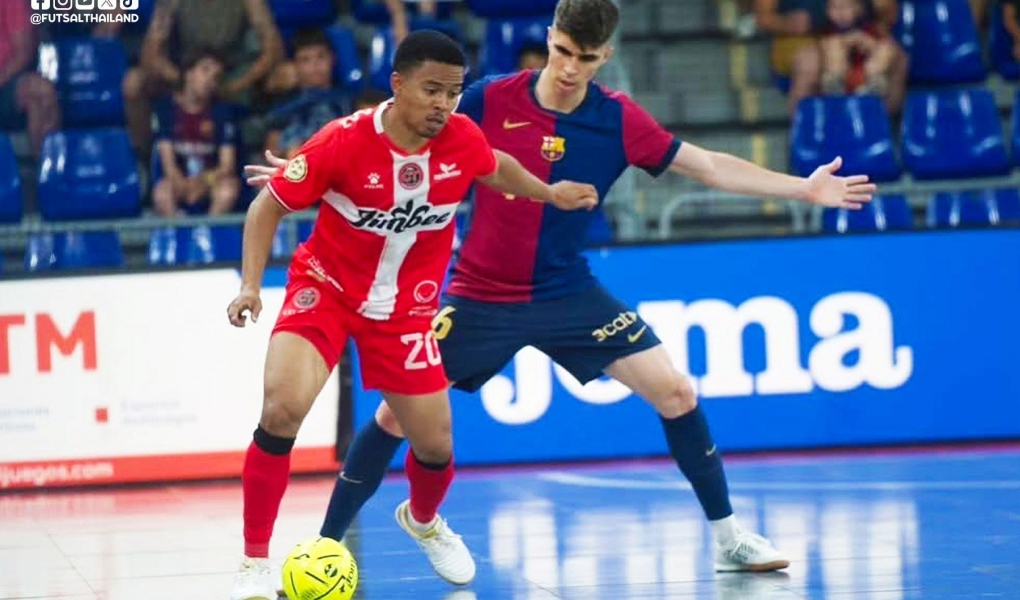 Ngôi sao Thái Lan xuất sắc đánh bại Barca, tiến gần đến chức vô địch