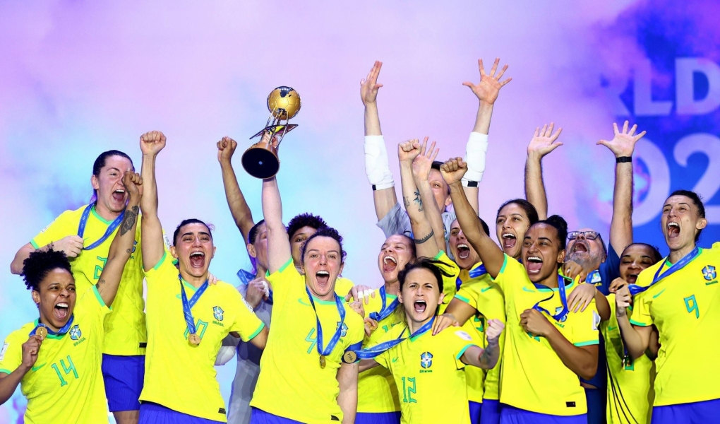 NÓNG: Đánh bại Bồ Đào Nha, Brazil lần đầu tiên vô địch World Cup