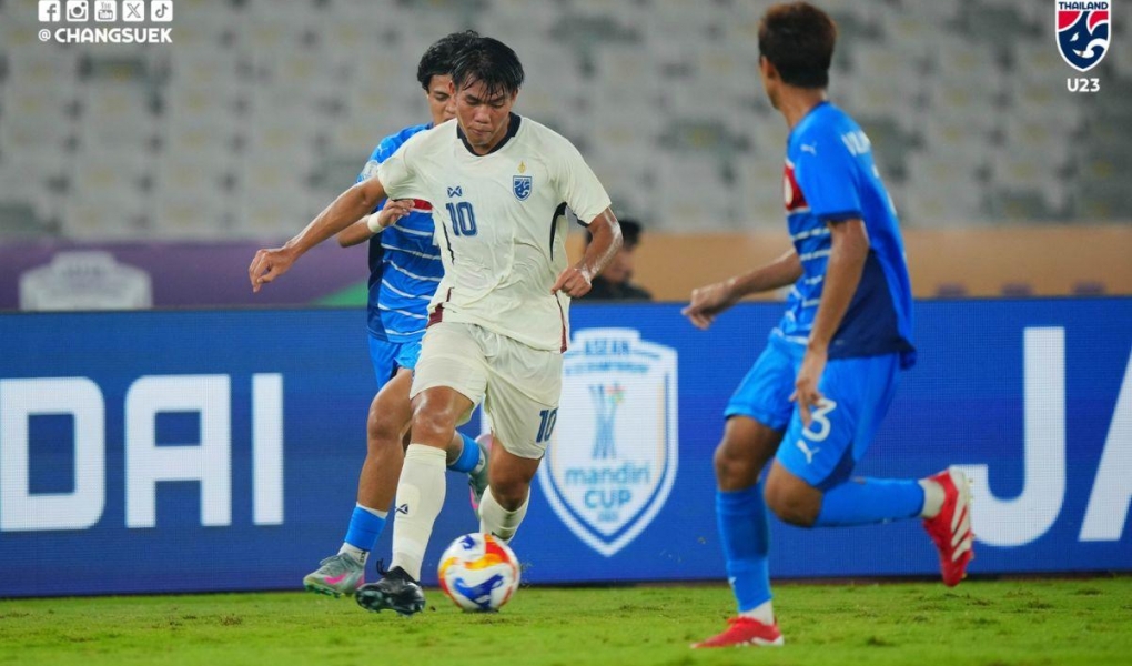 CĐV Việt Nam phản ứng trái chiều sau chiến thắng của U23 Thái Lan