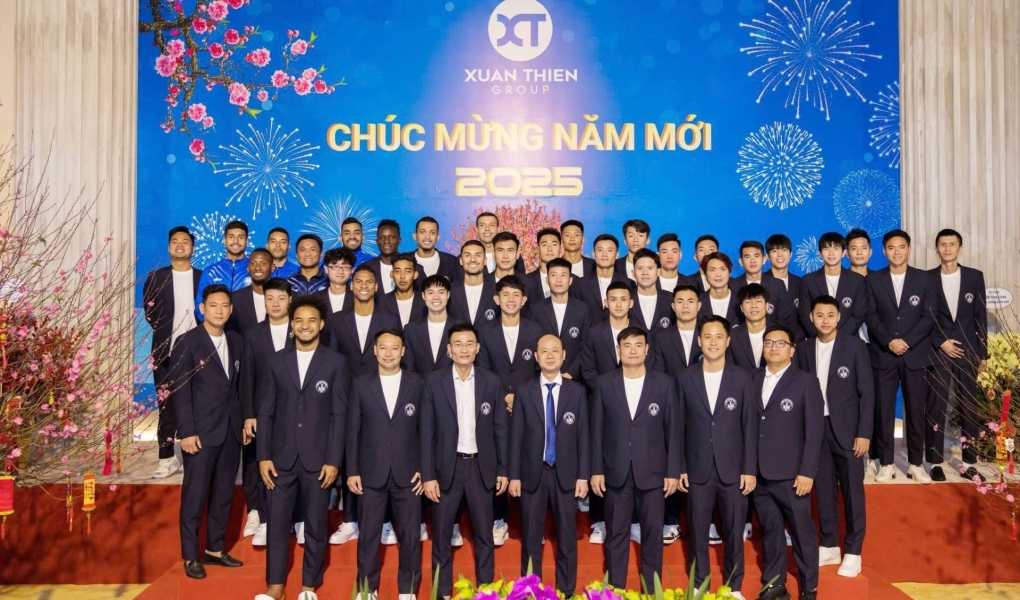 CLB Nam Định thưởng lớn CĐV ở trận khai xuân V-League