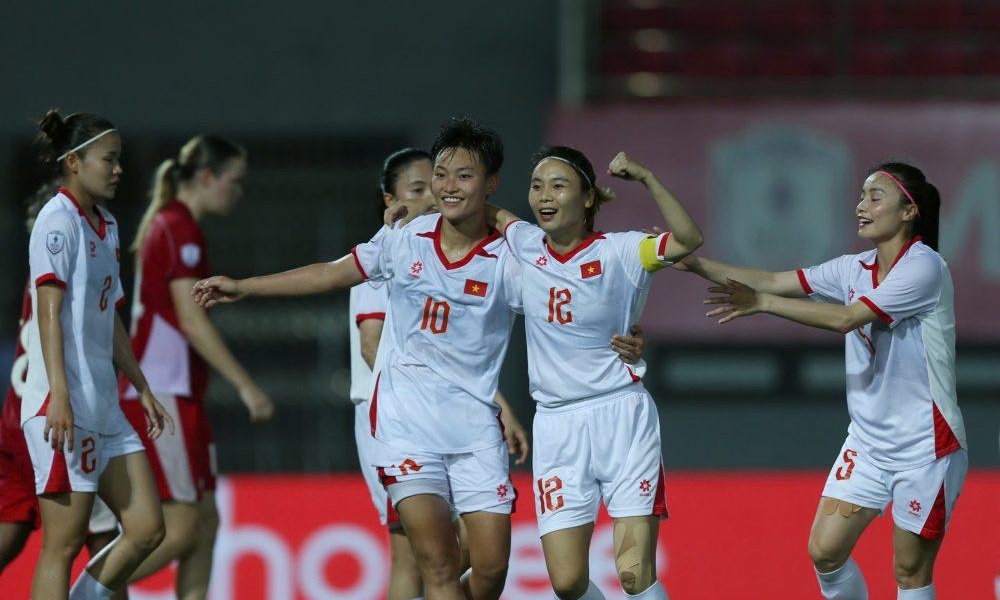 CĐV Đông Nam Á: 'ĐT Việt Nam sẽ thắng 7-0 Indonesia'