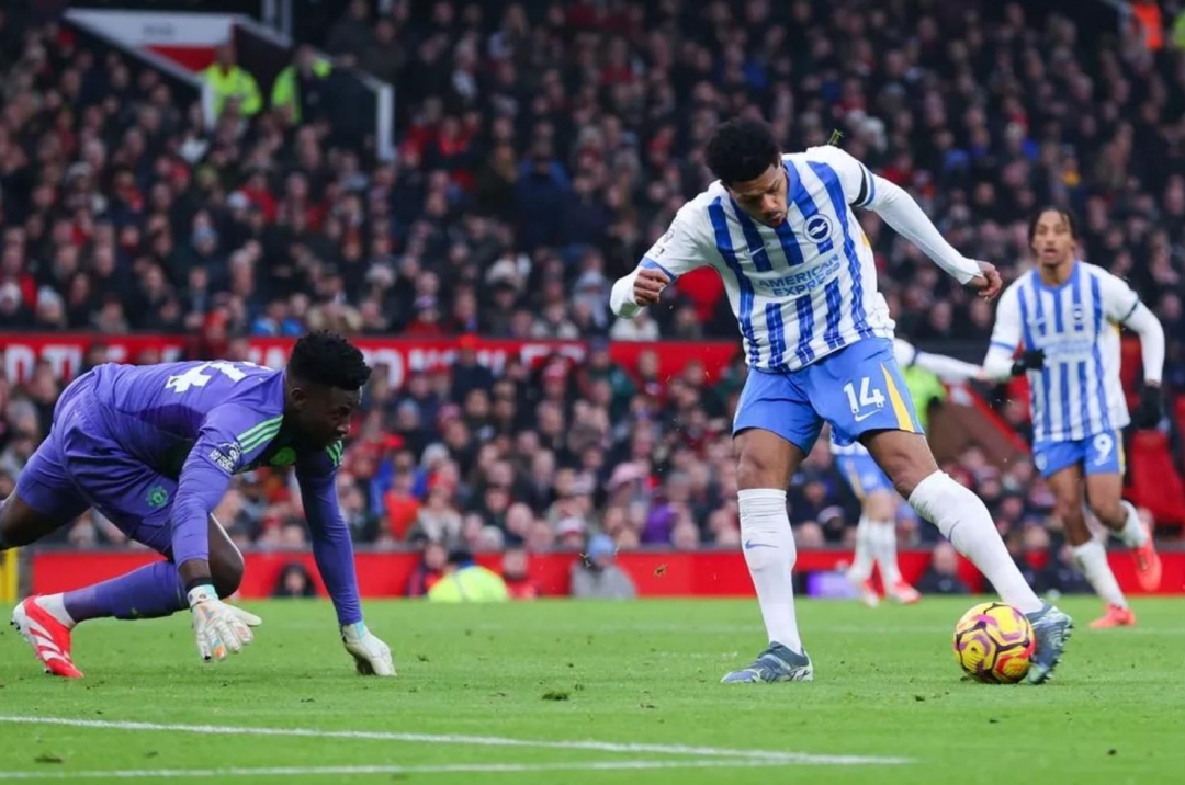 4 ngôi sao Man Utd 'quay lưng' với Onana