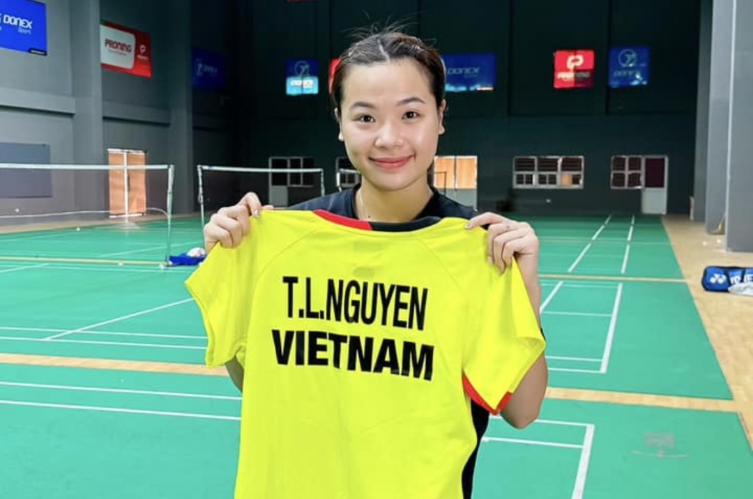 Nguyễn Thùy Linh thị phạm tại giải cầu lông các CLB tỉnh Đồng Nai 2023