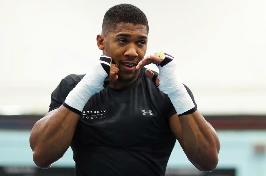 Anthony Joshua xác định đối thủ tiếp theo sau khi trận đấu với Tyson Fury bị hủy bỏ