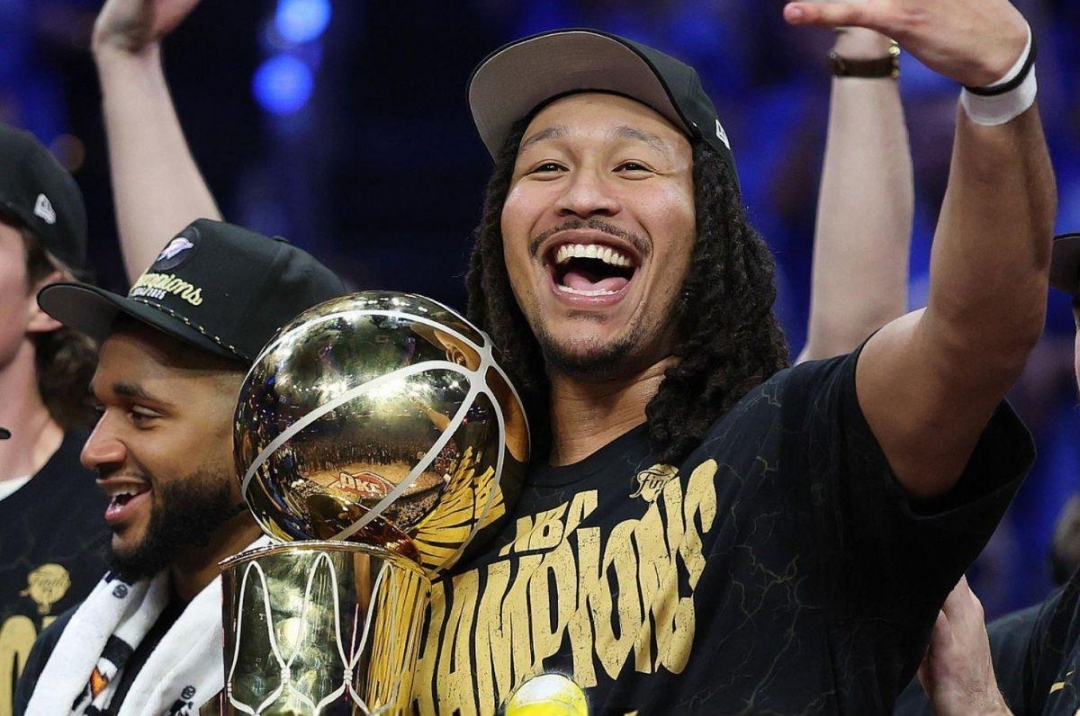 Sao bóng rổ gốc Việt được ĐKVĐ NBA gia hạn hợp đồng