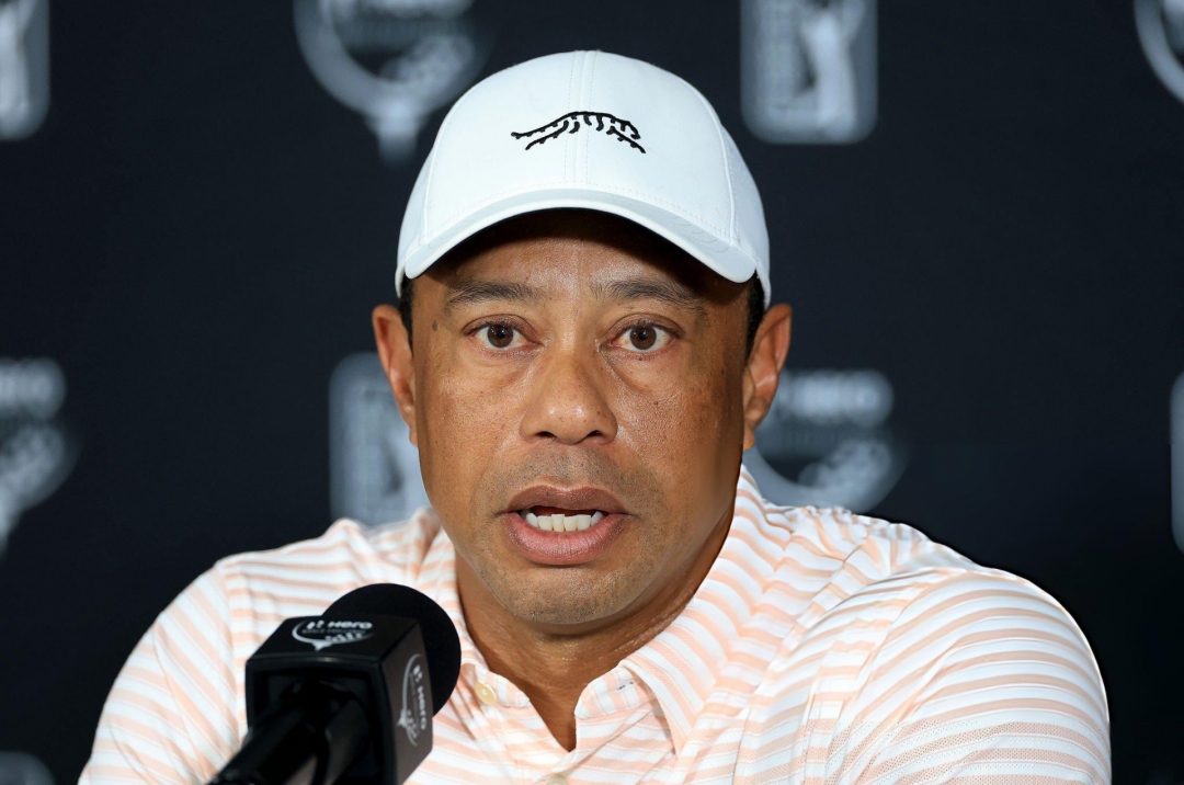 Tiger Woods cập nhật tình hình chấn thương, hé lộ thời điểm tái xuất