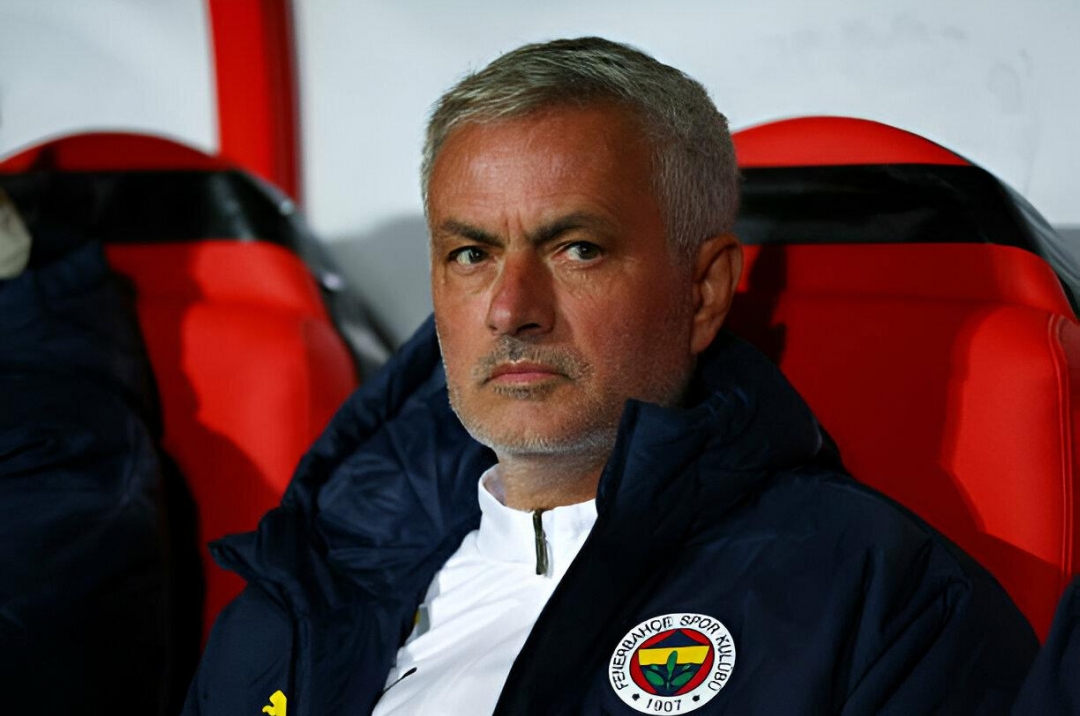 Rời Thổ Nhĩ Kỳ, Mourinho tuyên bố sẵn sàng tiếp quản CLB không ai ngờ