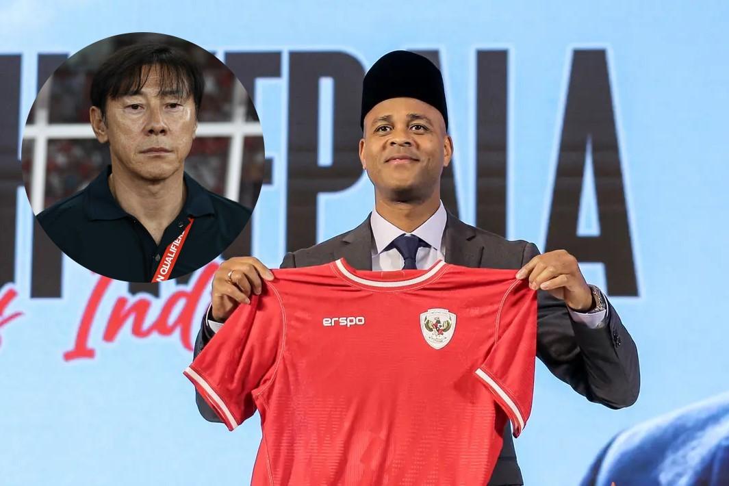 HLV Kluivert nói thẳng việc ĐT Indonesia sa thải Shin Tae-yong