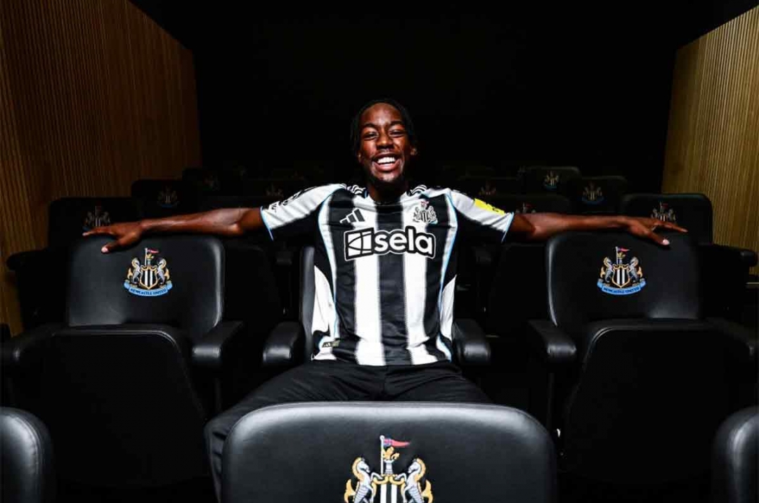 Newcastle chính thức sở hữu cựu sao MU, giá 55 triệu Bảng