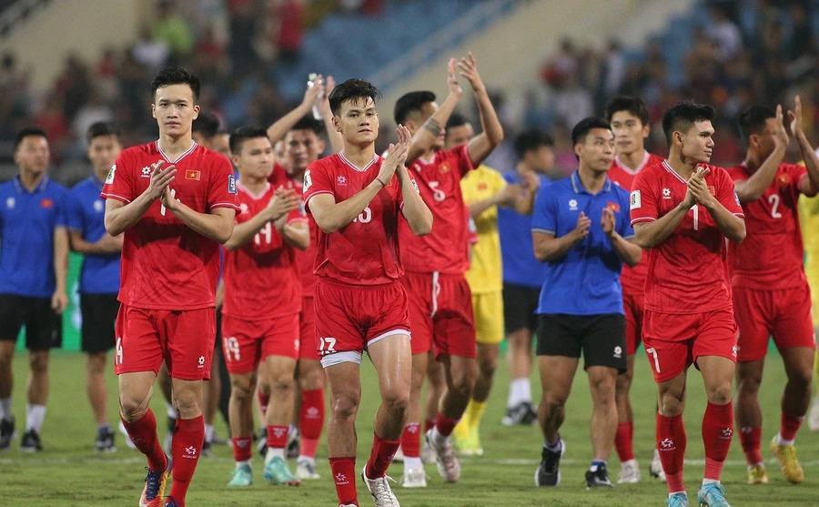 Bất ngờ: ĐT Việt Nam tăng nhiều bậc nhất thế giới trên BXH FIFA