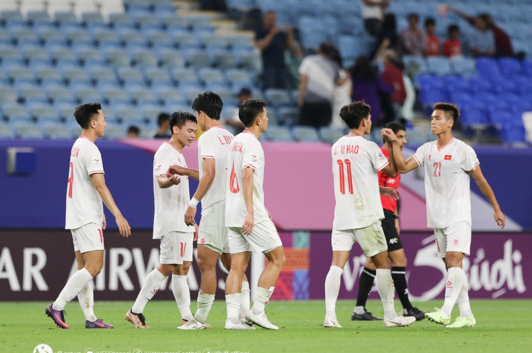 U23 Việt Nam vắng hàng loạt cầu thủ trước trận quyết định