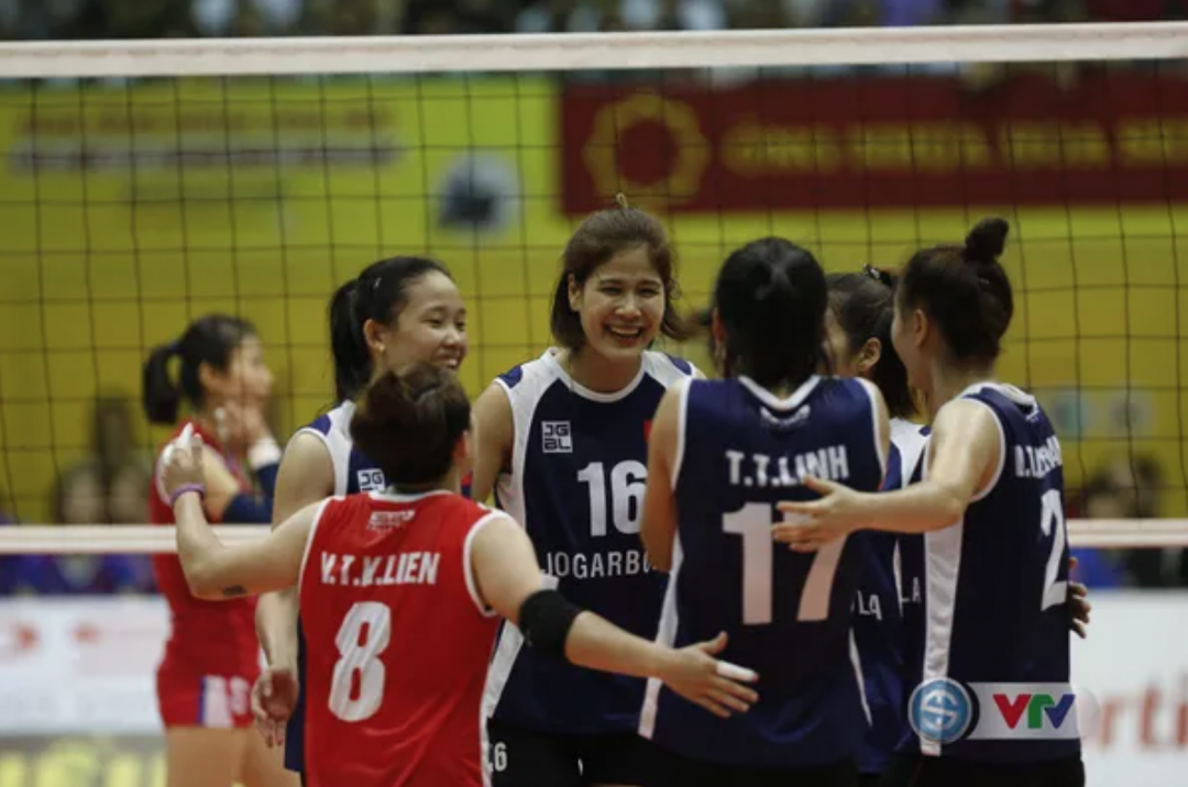 Bóng chuyền nữ VN đánh bại Triều Tiên bằng lòng quả cảm và tinh thần rực lửa